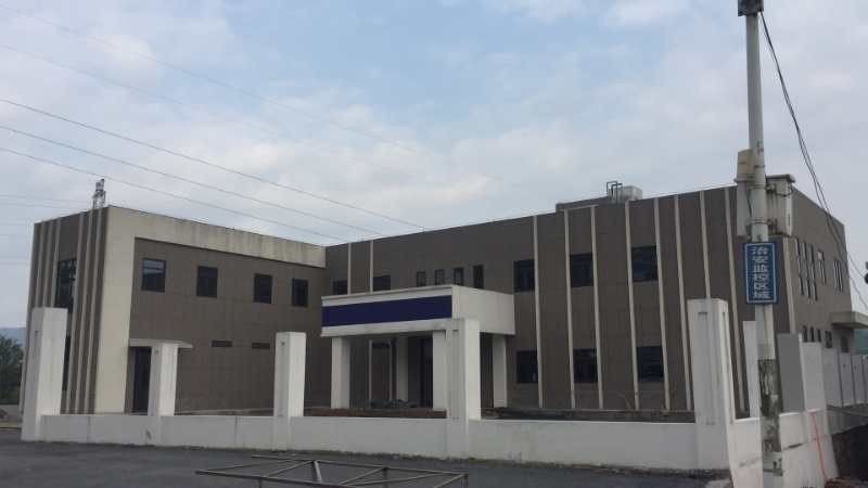 湖南省冷水江市首棟鋼結(jié)構(gòu)裝配式建筑竣工驗收了！